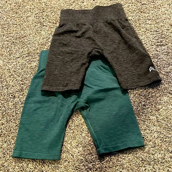 Oner Shorts - Picture 4 of 4